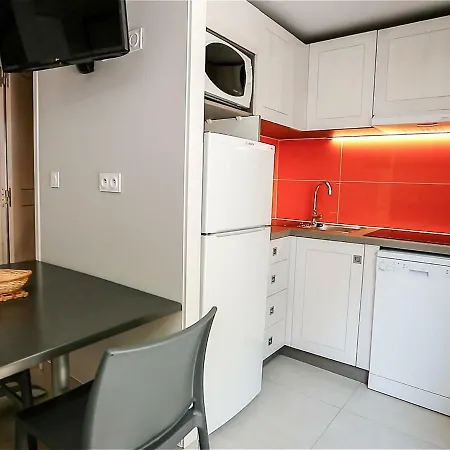 Marina D'oru.9 Apartment *